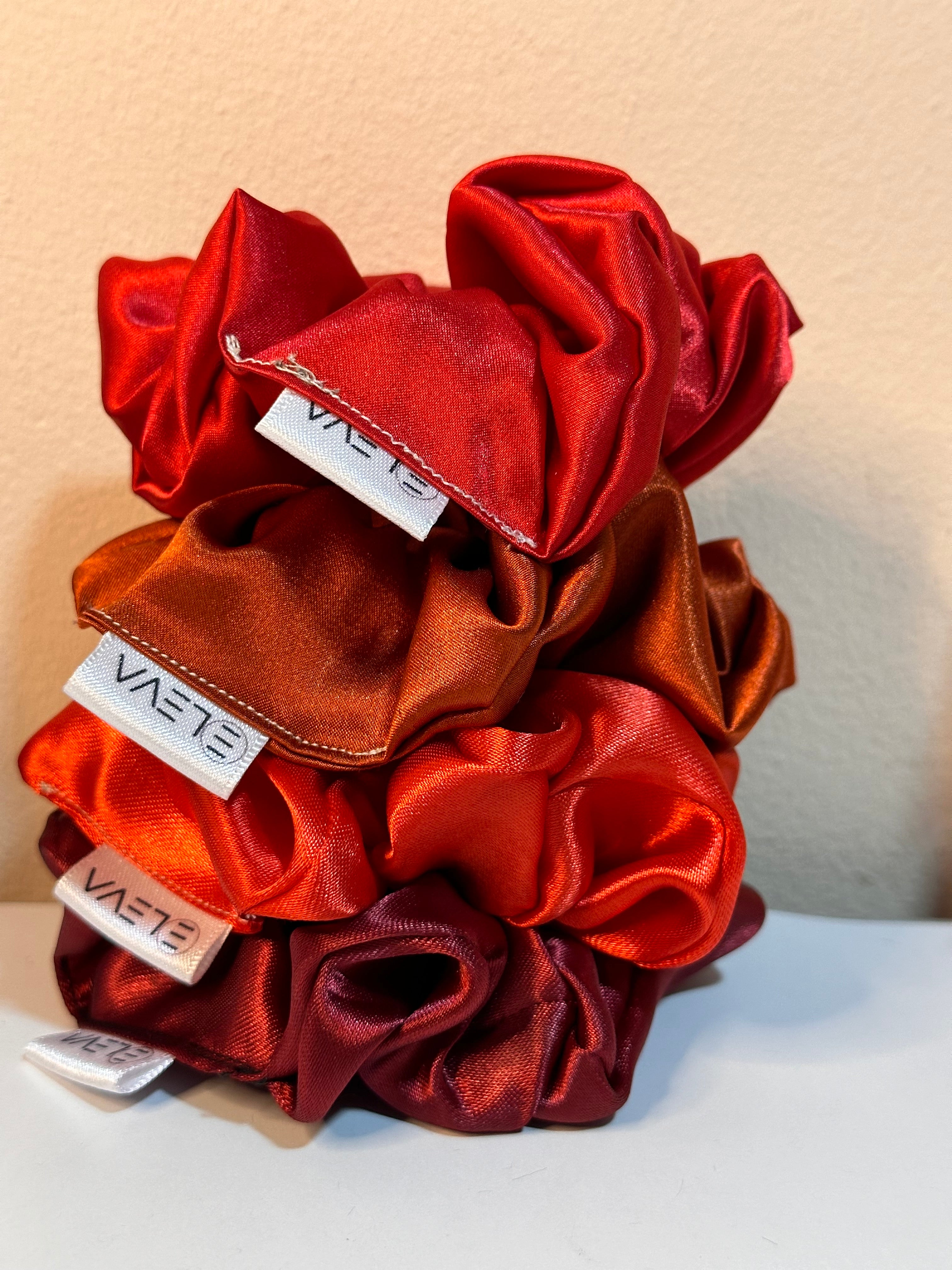 Atemporal Red - Scrunchie Mediana