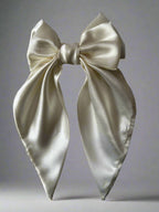 Atemporal Bow - White